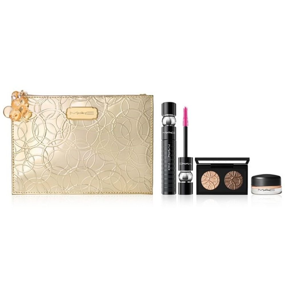 MAC SPARKLING STARE EYE KIT a three-piece, holiday-exclusive eye kit